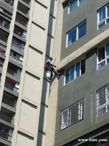 莲花池街道专业师傅高空外墙及室内各种水管安装维修太阳能维修